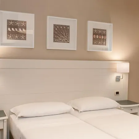 Astoria 3*