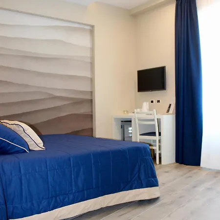 Astoria 3* ויקו אקוונסה