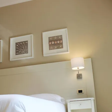 Astoria 3*