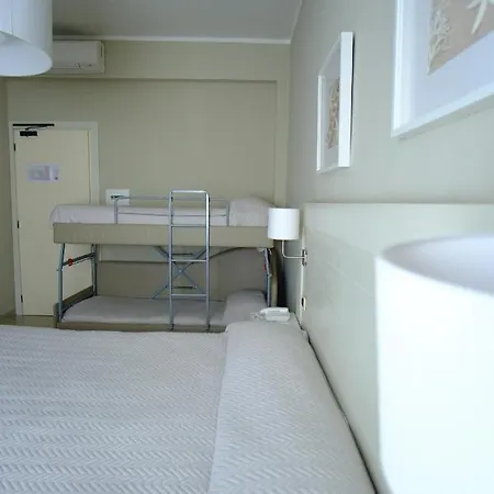 Astoria 3*