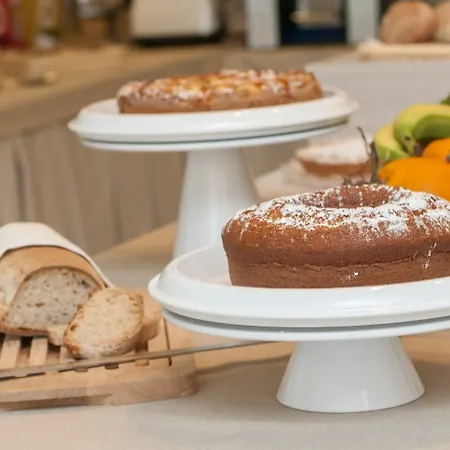 Astoria Отель Вико-Экуенсе